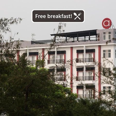 Amaris Hotel Bengkulu Exteriör bild