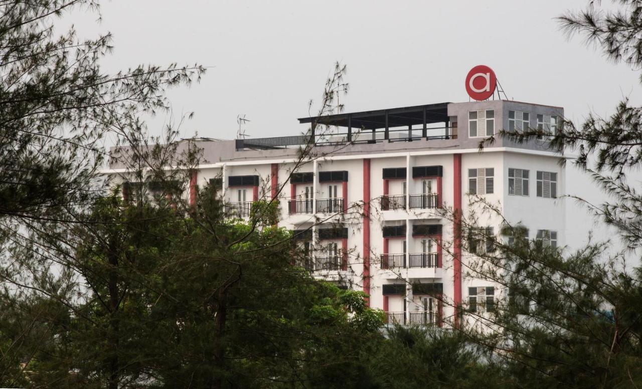 Amaris Hotel Bengkulu Exteriör bild